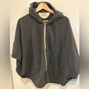 Wilfred Free Short Sleeve Hoodie